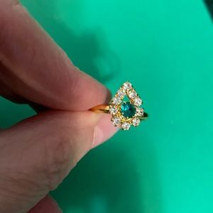 Gorgeous ring size 8